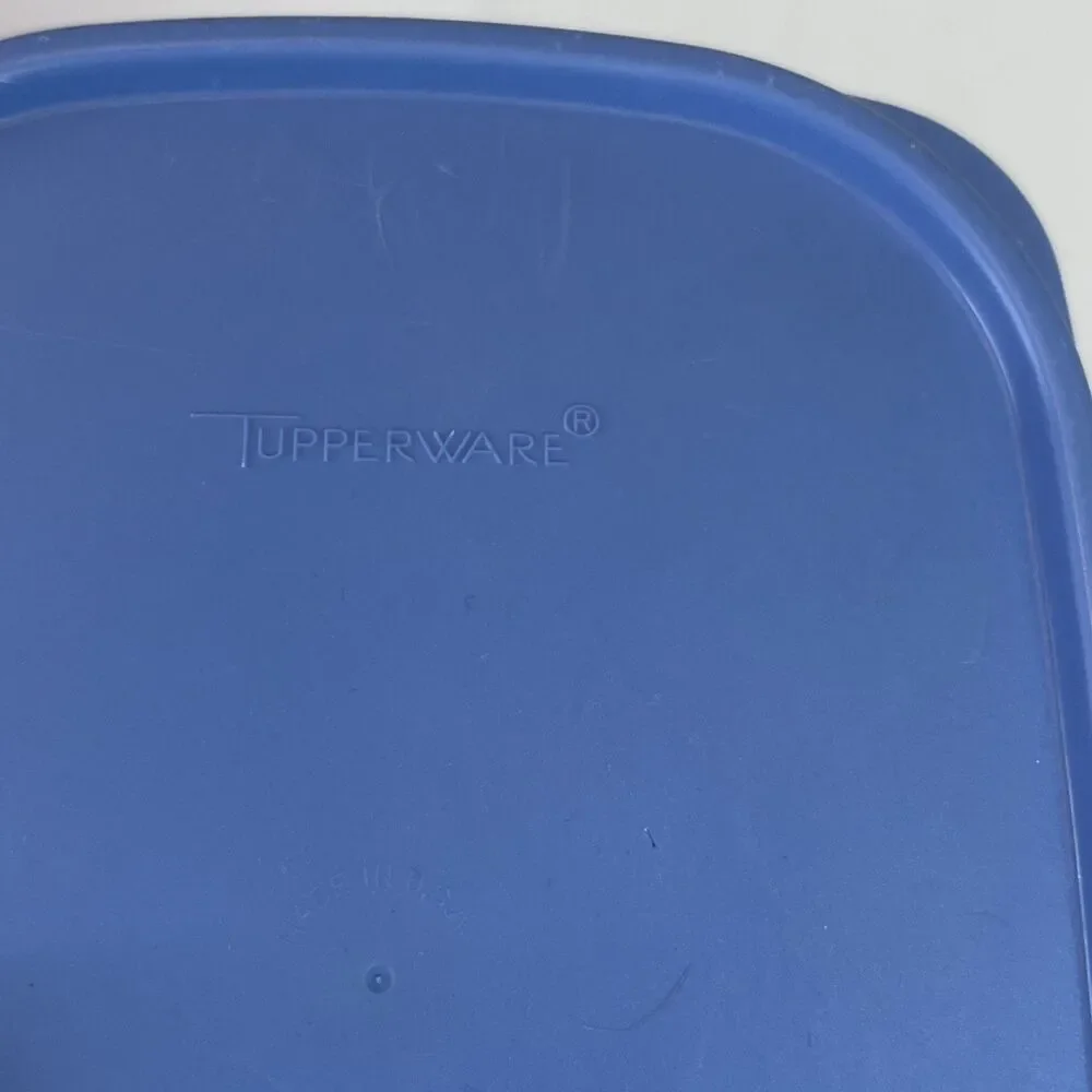Vintage Tupperware Container Rectangle MADE IN USA 1792-2 & 1793-3 Blue Seal Lid